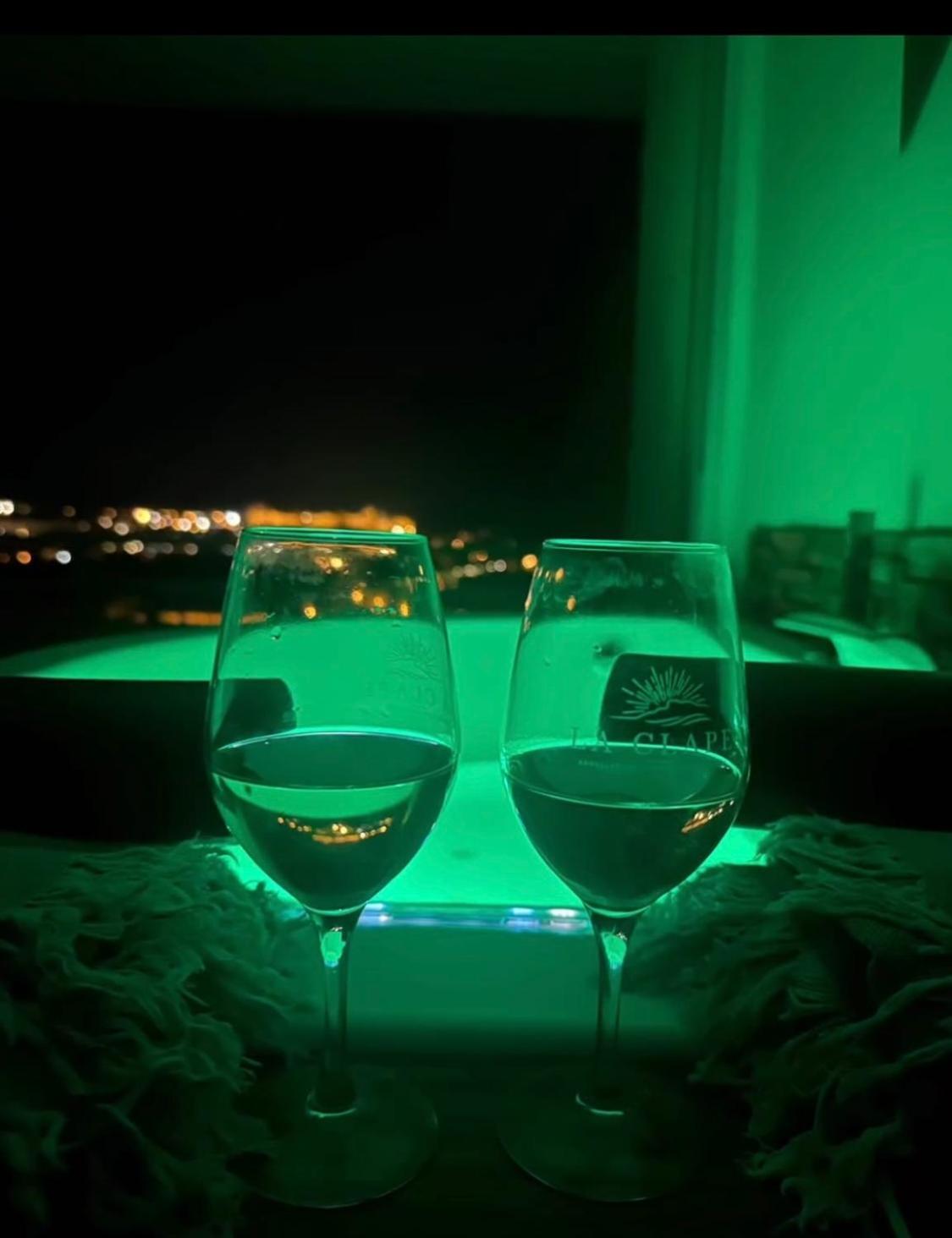 Panorama Suite & Spa Carcassonne Esterno foto